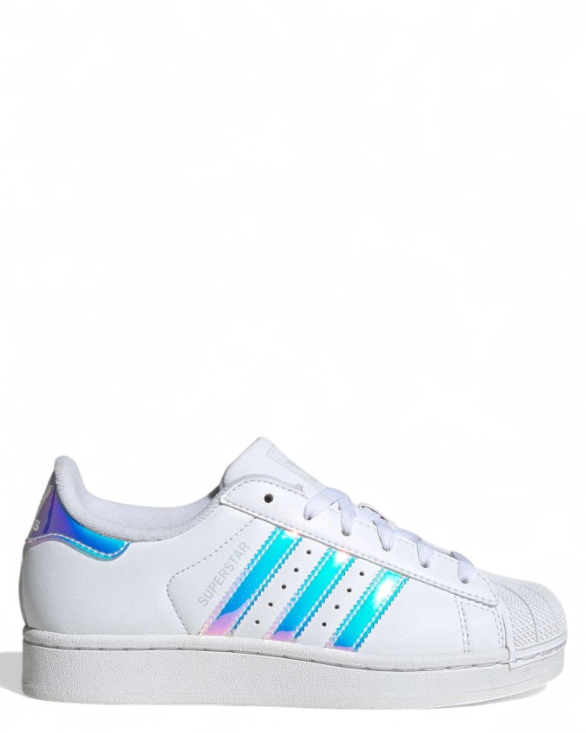 Streetwear Look: Adidas Superstar II Holographic  Vittorio Citro