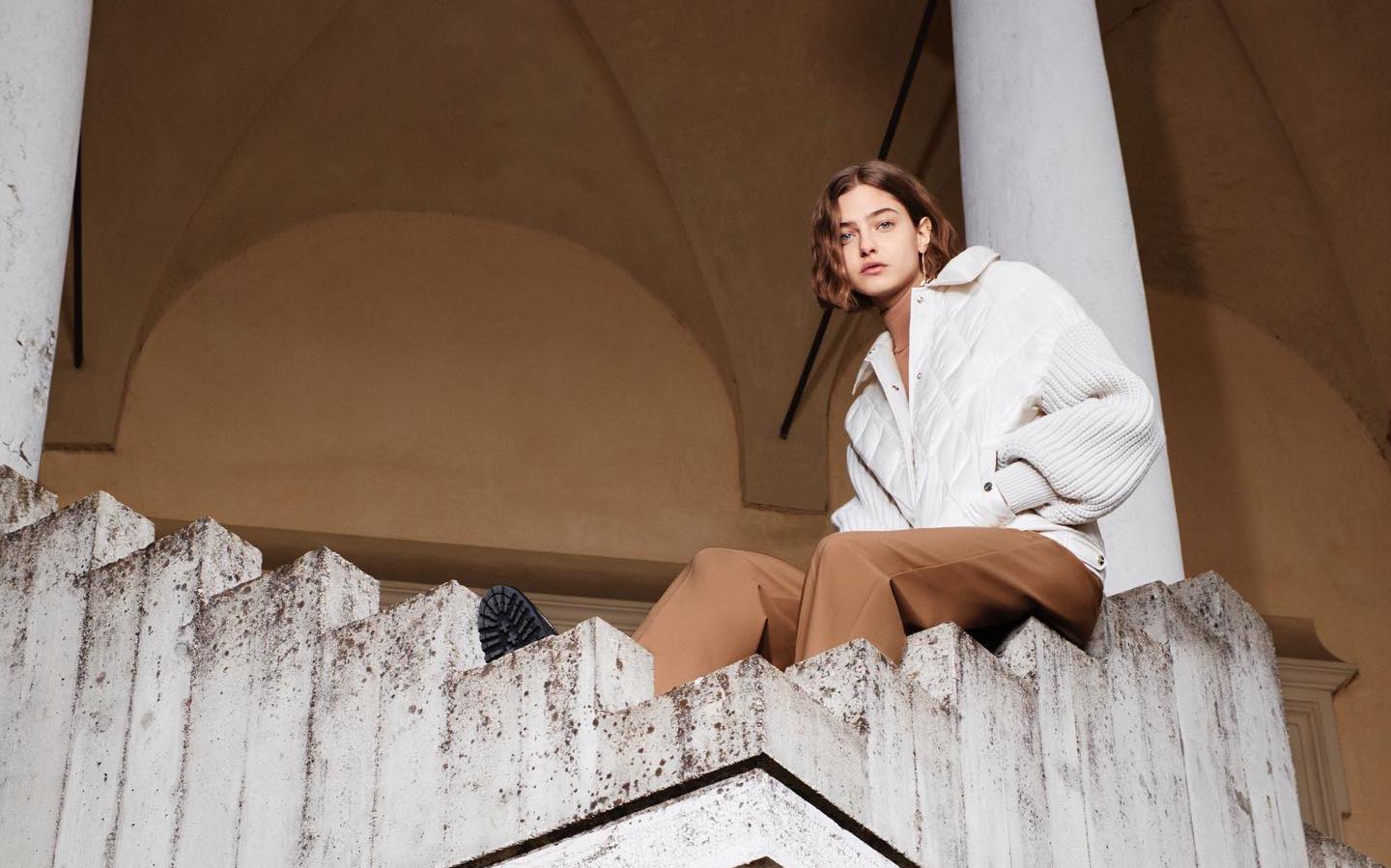 Come Trasformare un Outfit da Giorno a Sera con Poche Mosse