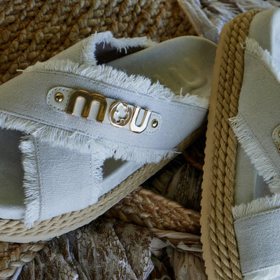 Mou Estive: Sandalen, Sneaker und Damen-Pantoletten