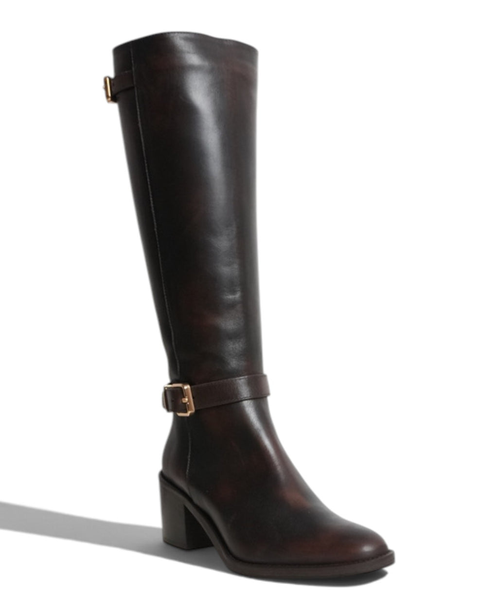 Høj damestøvle i læder med spænder og 5 cm hæl