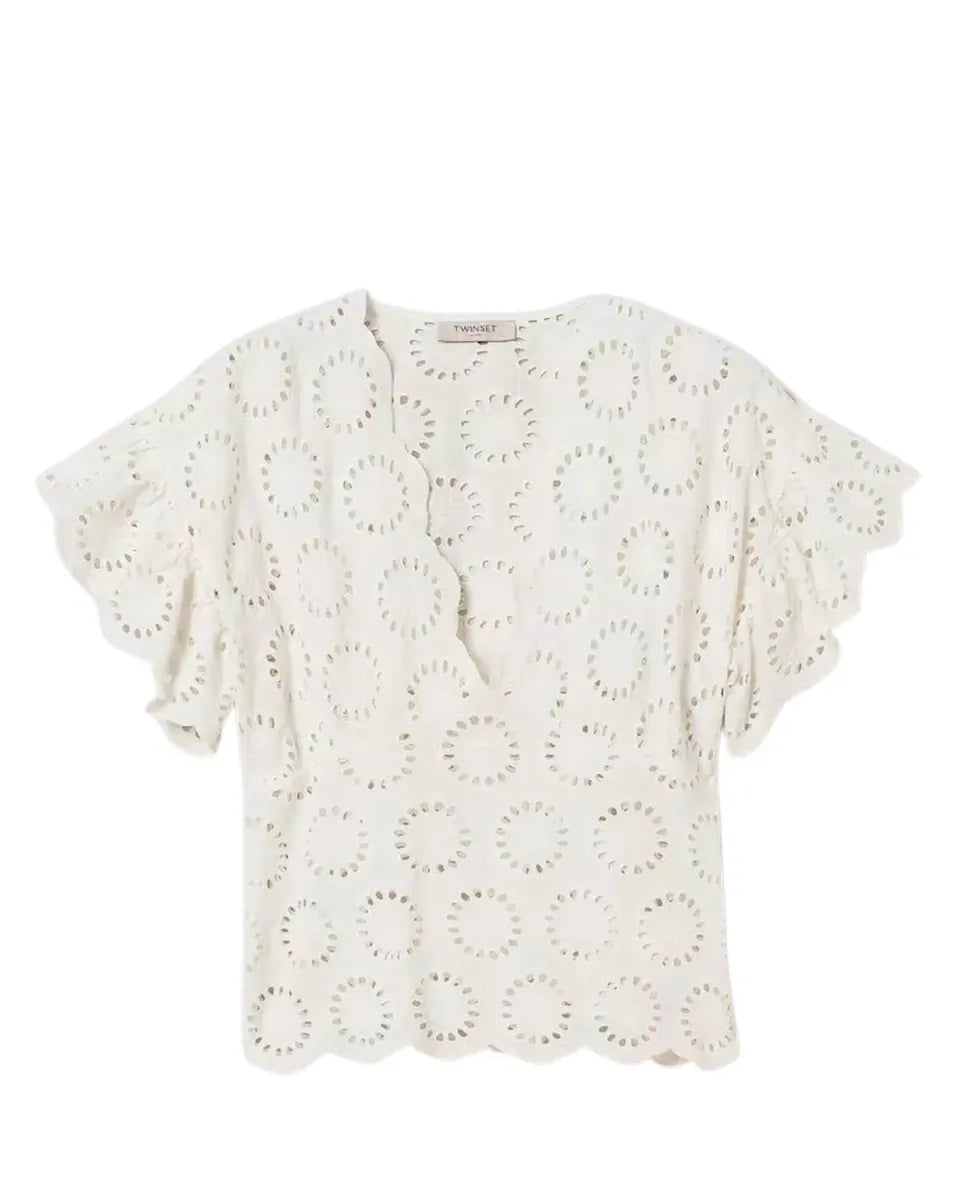 Blusa in sangallo con maniche ad aletta e fondo smerlato-Twinset-Camicie-Vittorio Citro Boutique