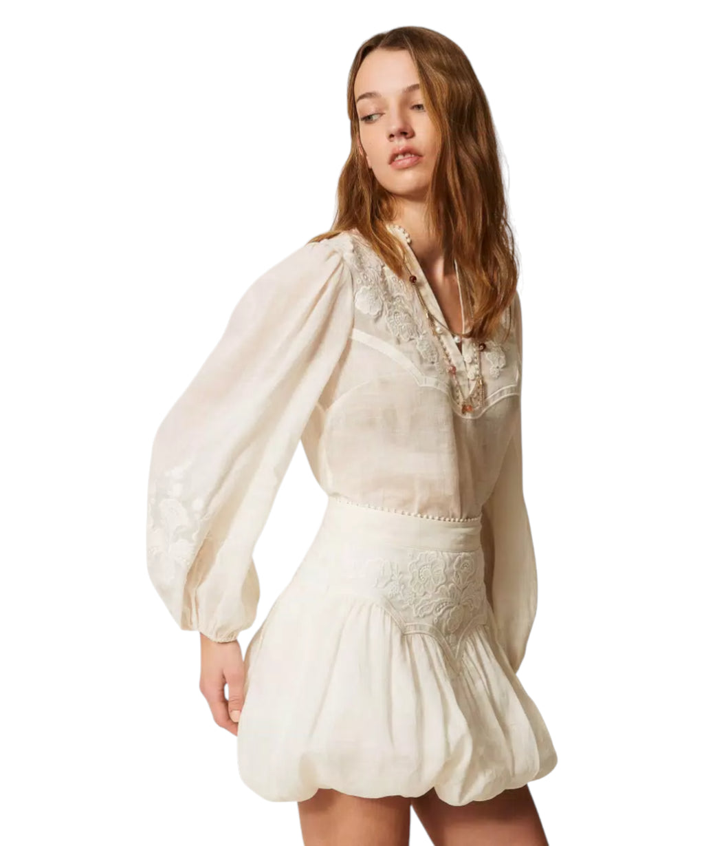 Women's Ramie Blouse with Twinset Embroidery