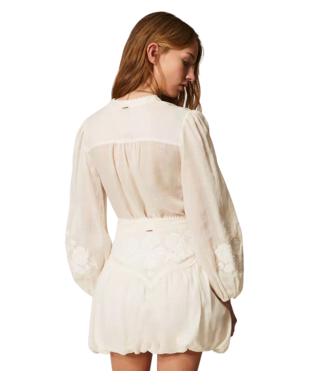 Women's Ramie Blouse with Twinset Embroidery