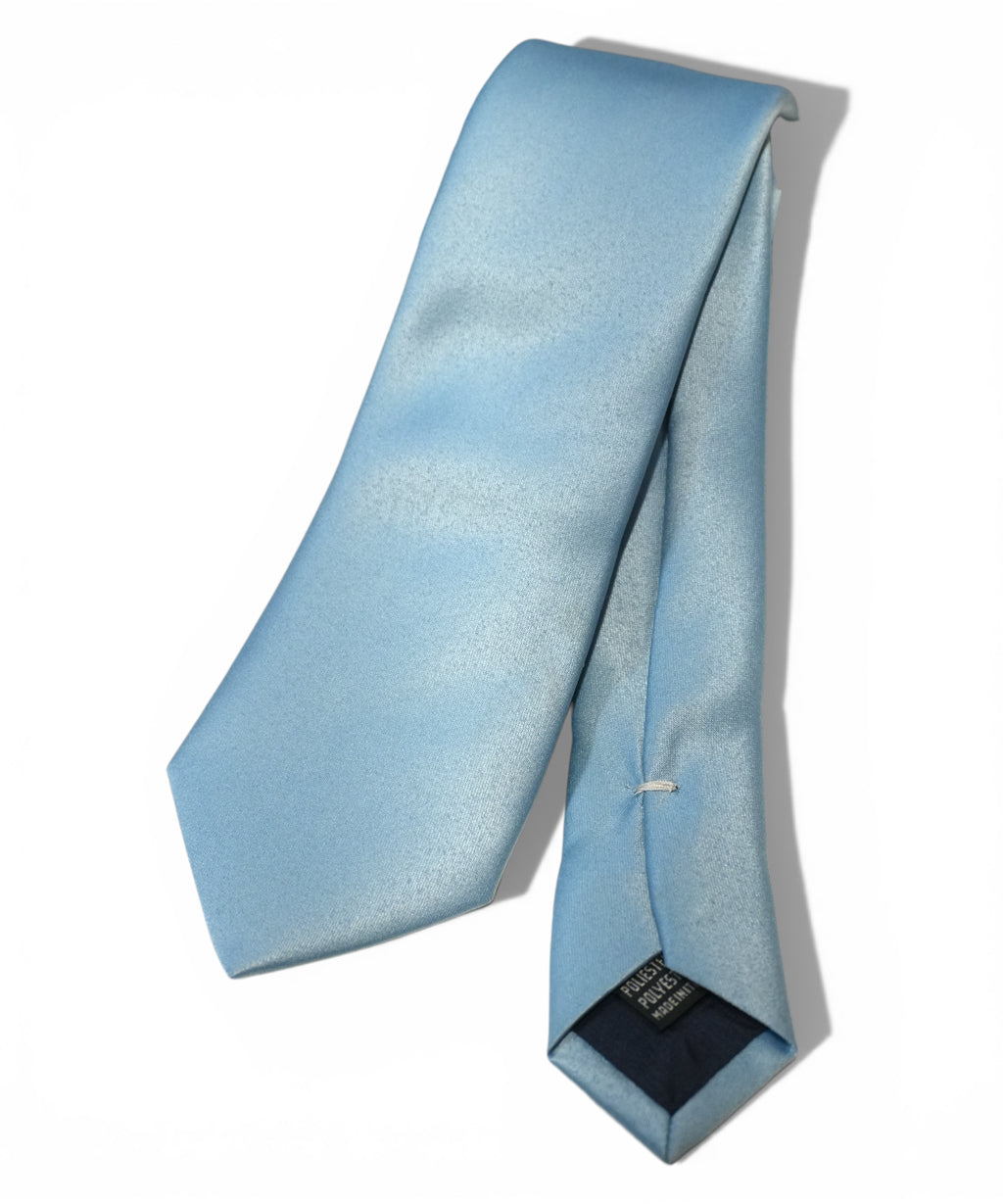 Corbata Clásica Lisa Azul Claro