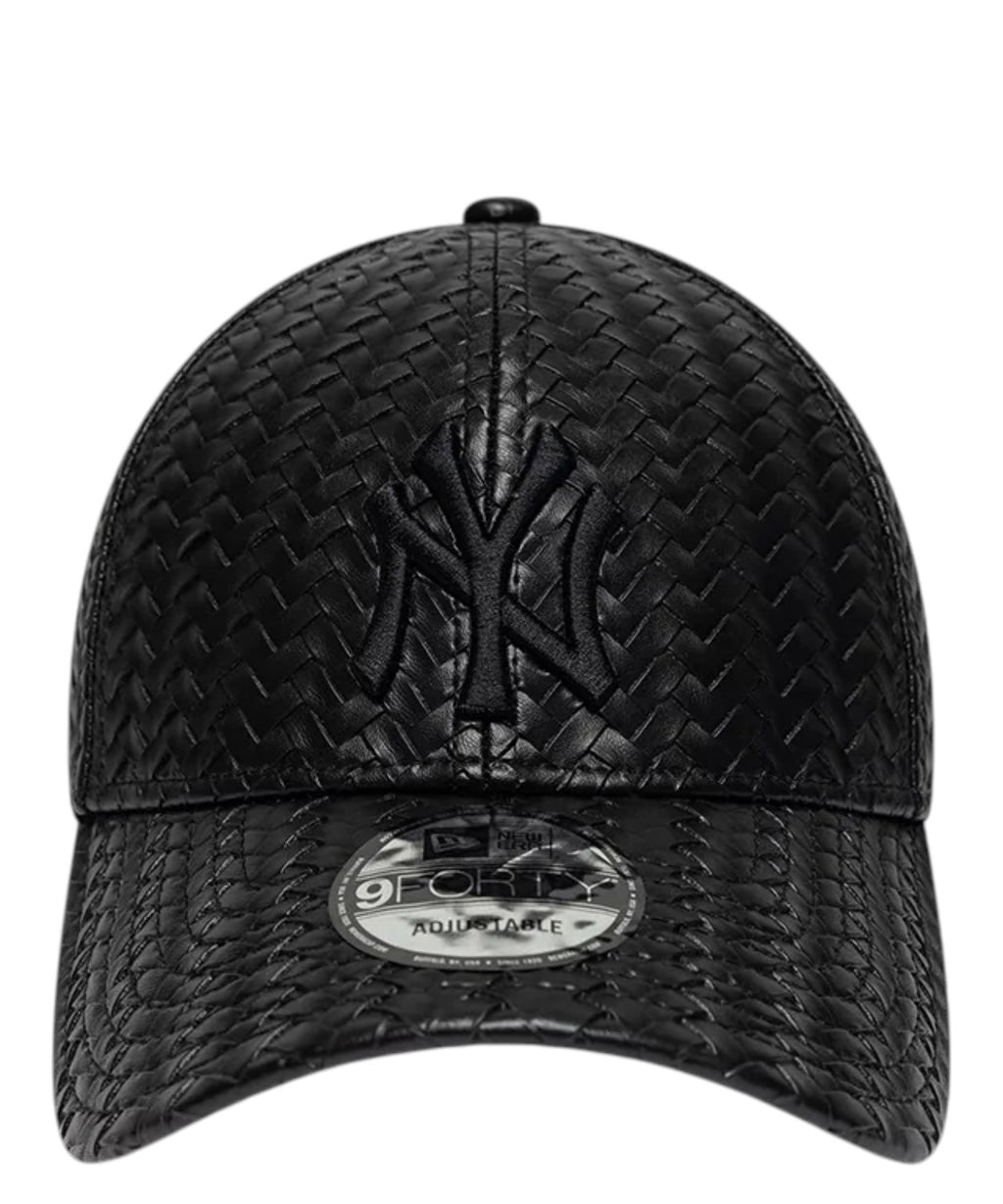 New Era 9FORTY New York Yankees béžová z tkaniny PU Weave