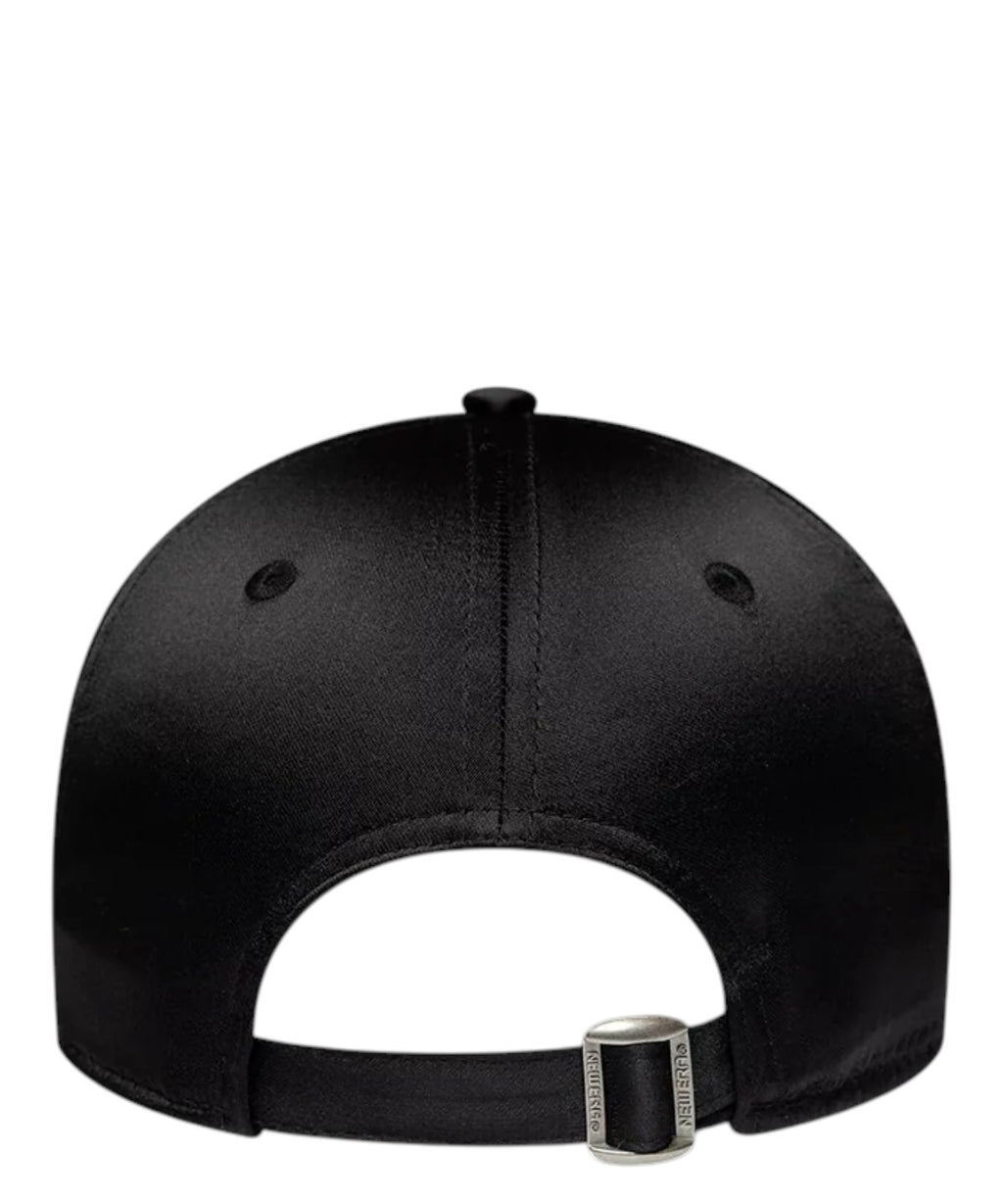 Damska czarna czapka New Era 9FORTY Satin Gem z kryształkami