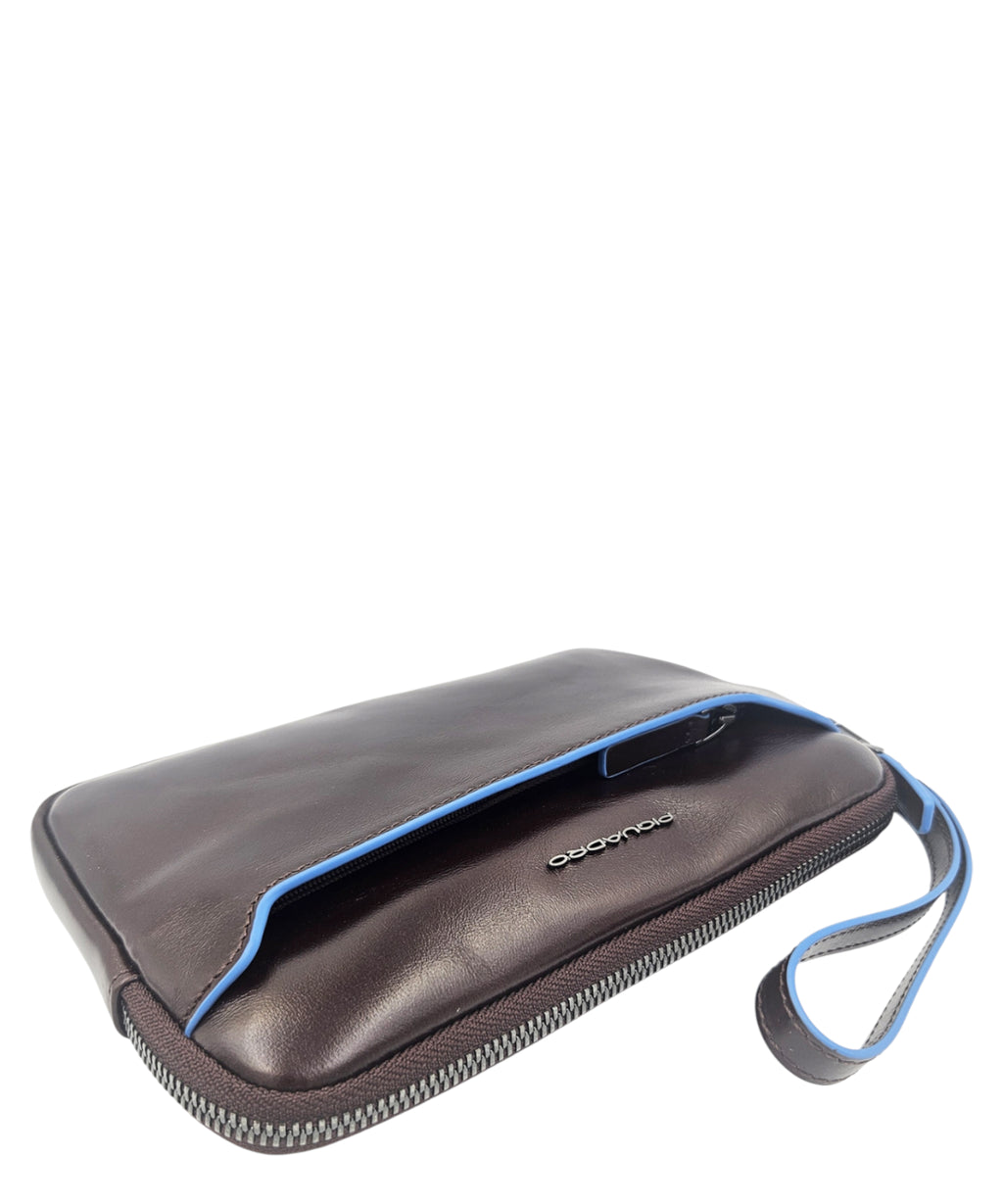 Piquadro blaue quadratische Lederclutch