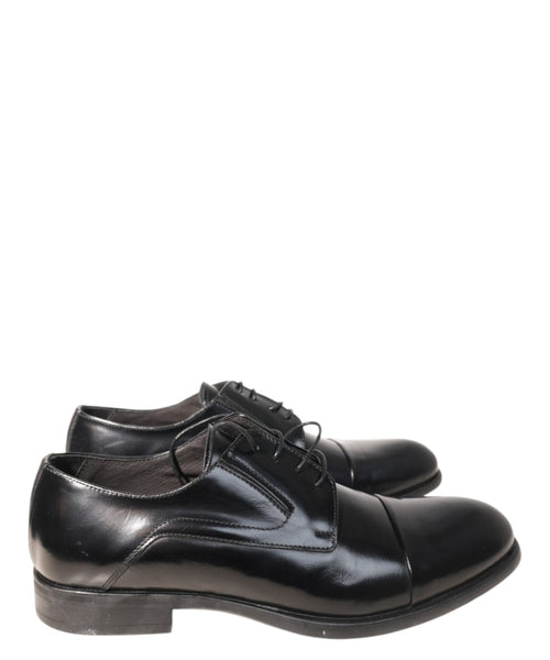 Stringata Uomo Pelle Nera Elegante - Stile e Versatilità