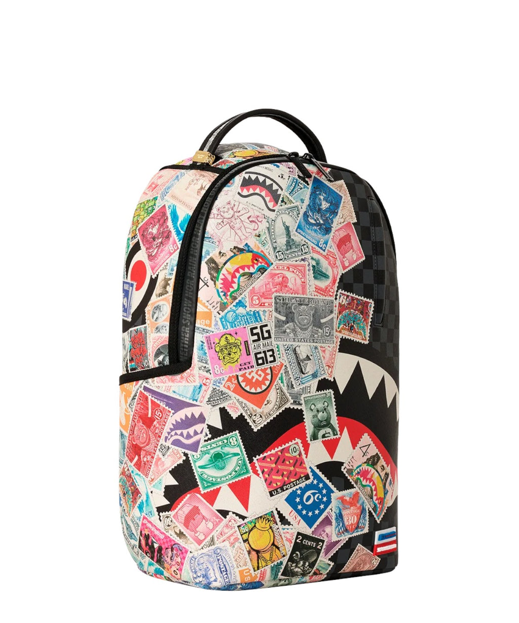 Zaino Sprayground USPS Half Stamps DLXSV con grafica unica