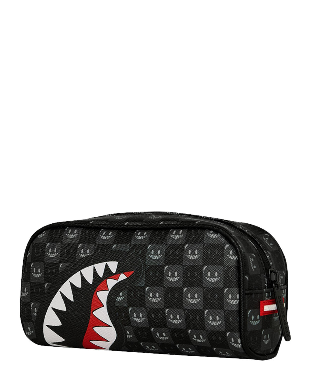 Pochette Sprayground Sharks in Paris per un look urban