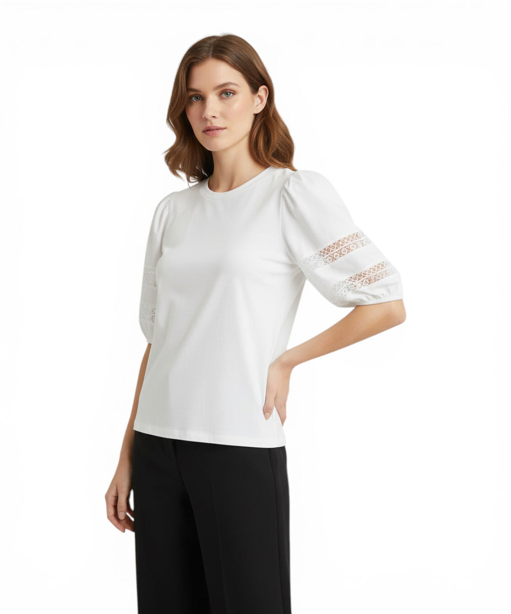 T-shirt Twinset con pizzo e maniche a palloncino