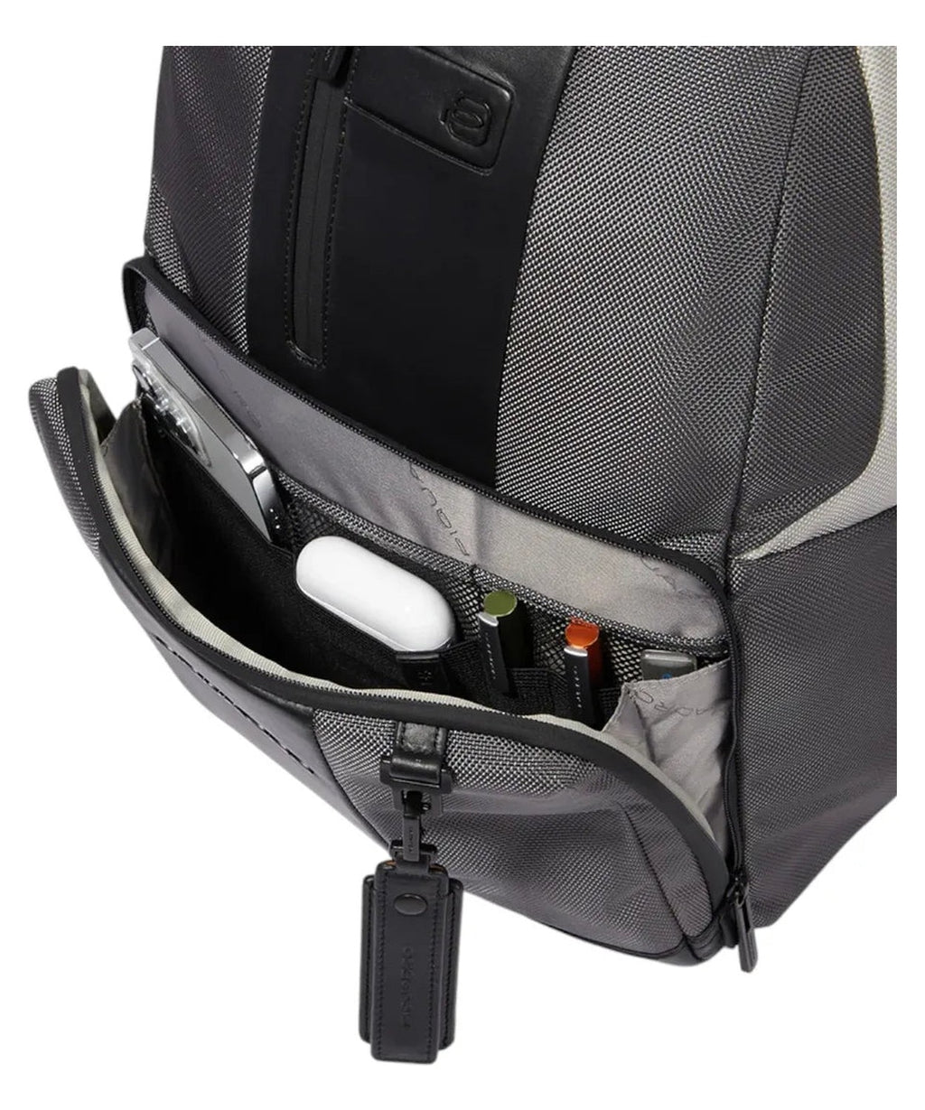 Zaino Porta PC 14" e iPad® in Tessuto Riciclato e Pelle-Piquadro-Zaini-Vittorio Citro Boutique
