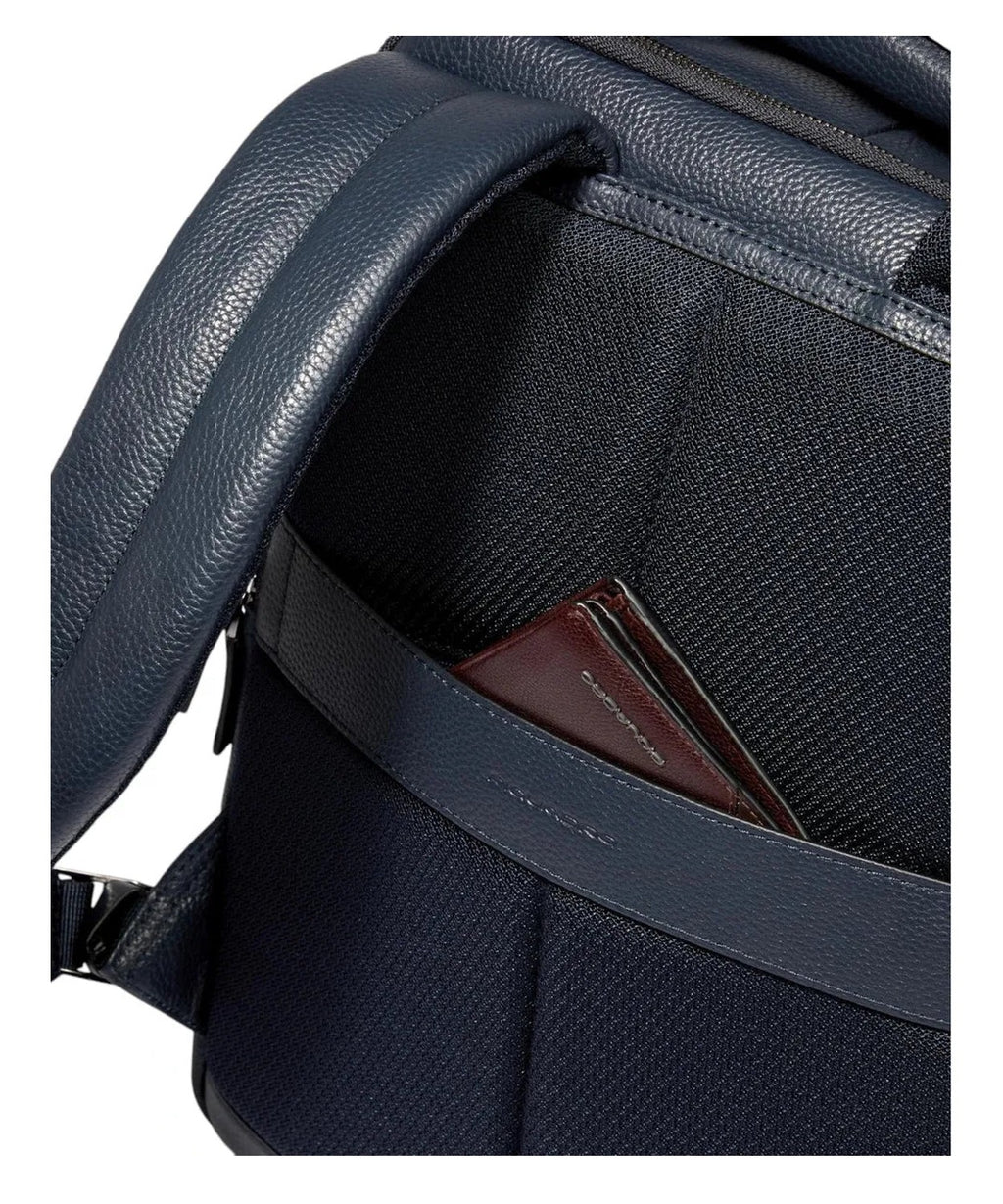 Zaino Uomo Porta PC 14" in Pelle con Protezione RFID e Cavo Antifurto-Piquadro-Zaini-Vittorio Citro Boutique