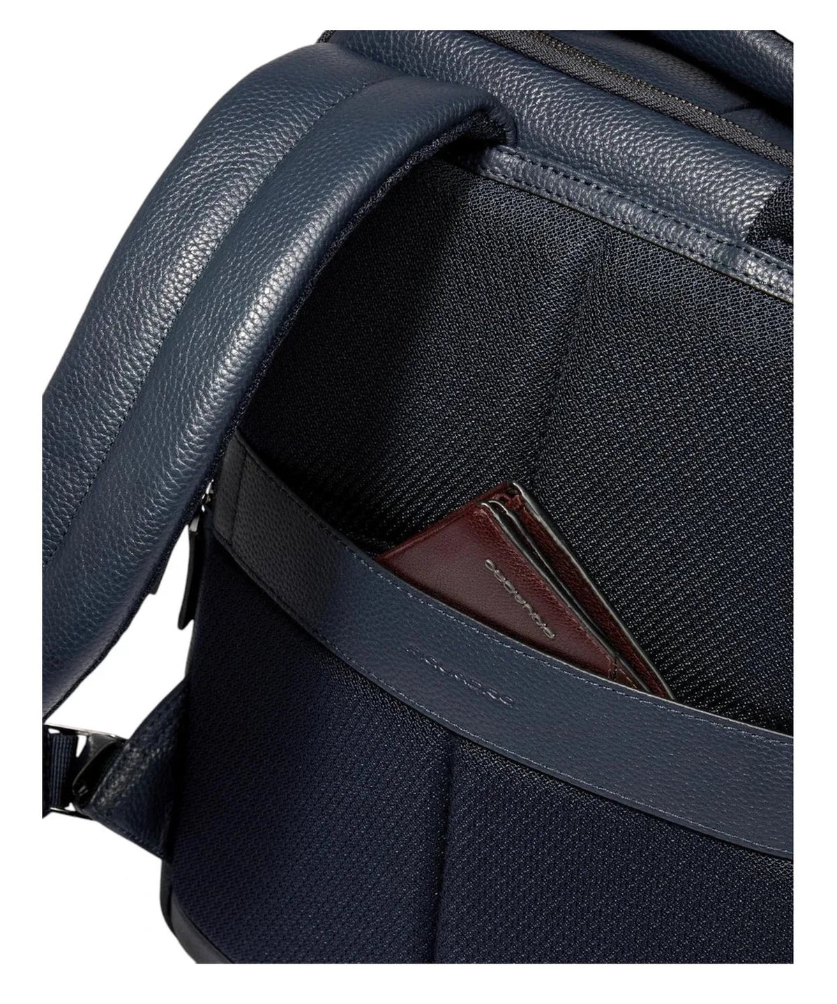 Zaino Uomo Porta PC 14" in Pelle con Protezione RFID e Cavo Antifurto-Piquadro-Zaini-Vittorio Citro Boutique
