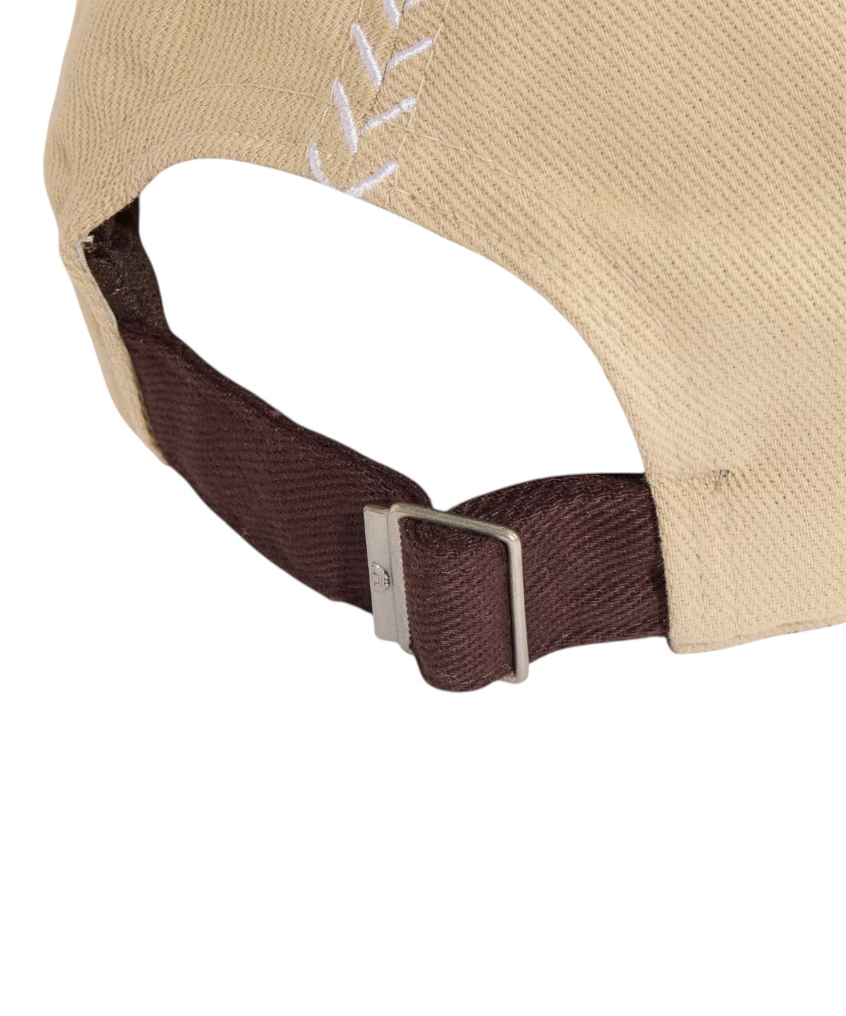 Boné Dad Cap adidas em sarja - Estilo vintage com detalhe em cordão