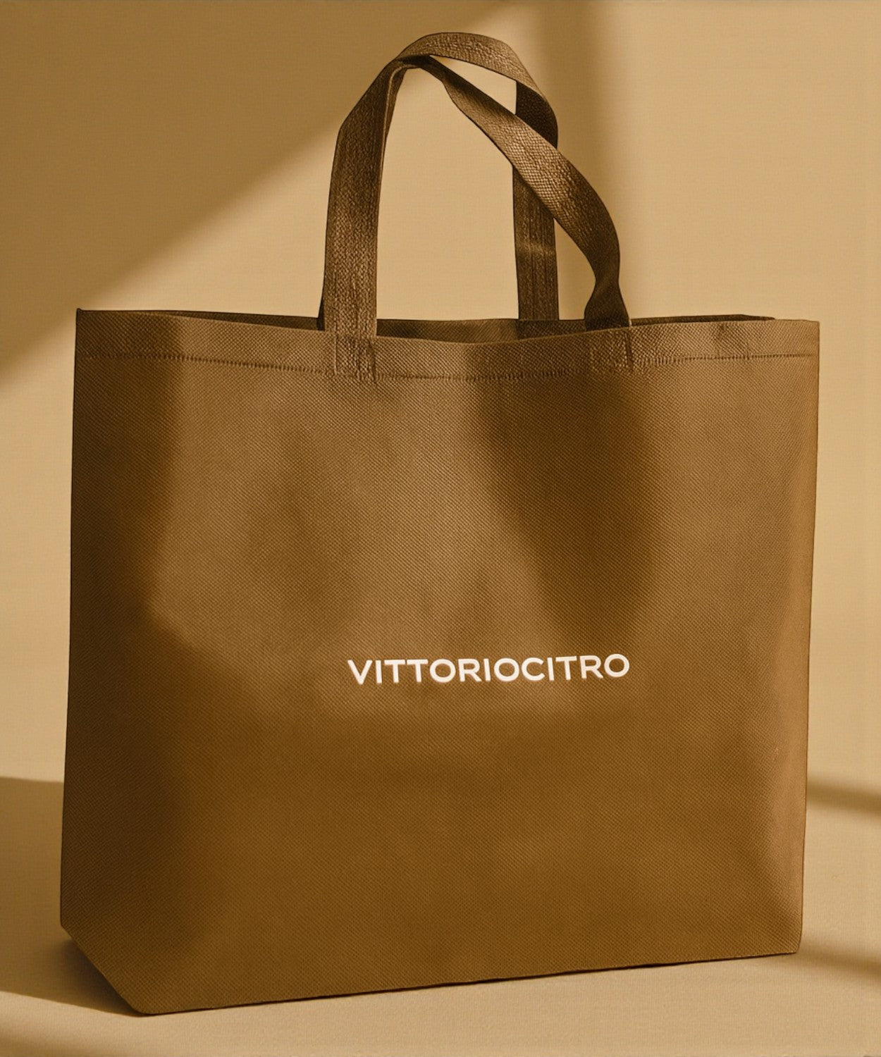 Shopper TNT Marrone Manici Corti
