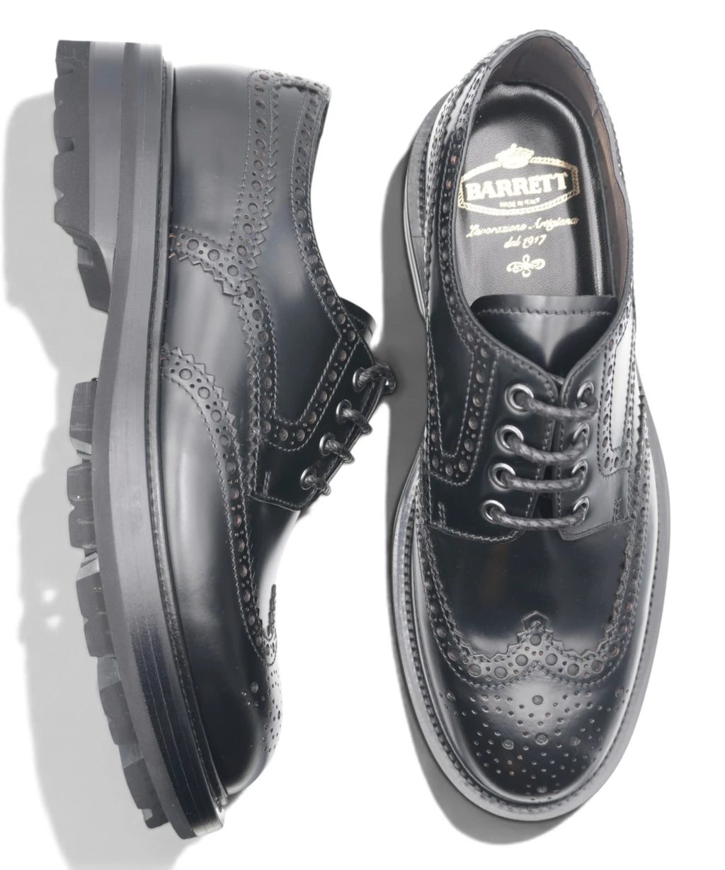 Stringata Brogue Uomo in Pelle Polished Nera