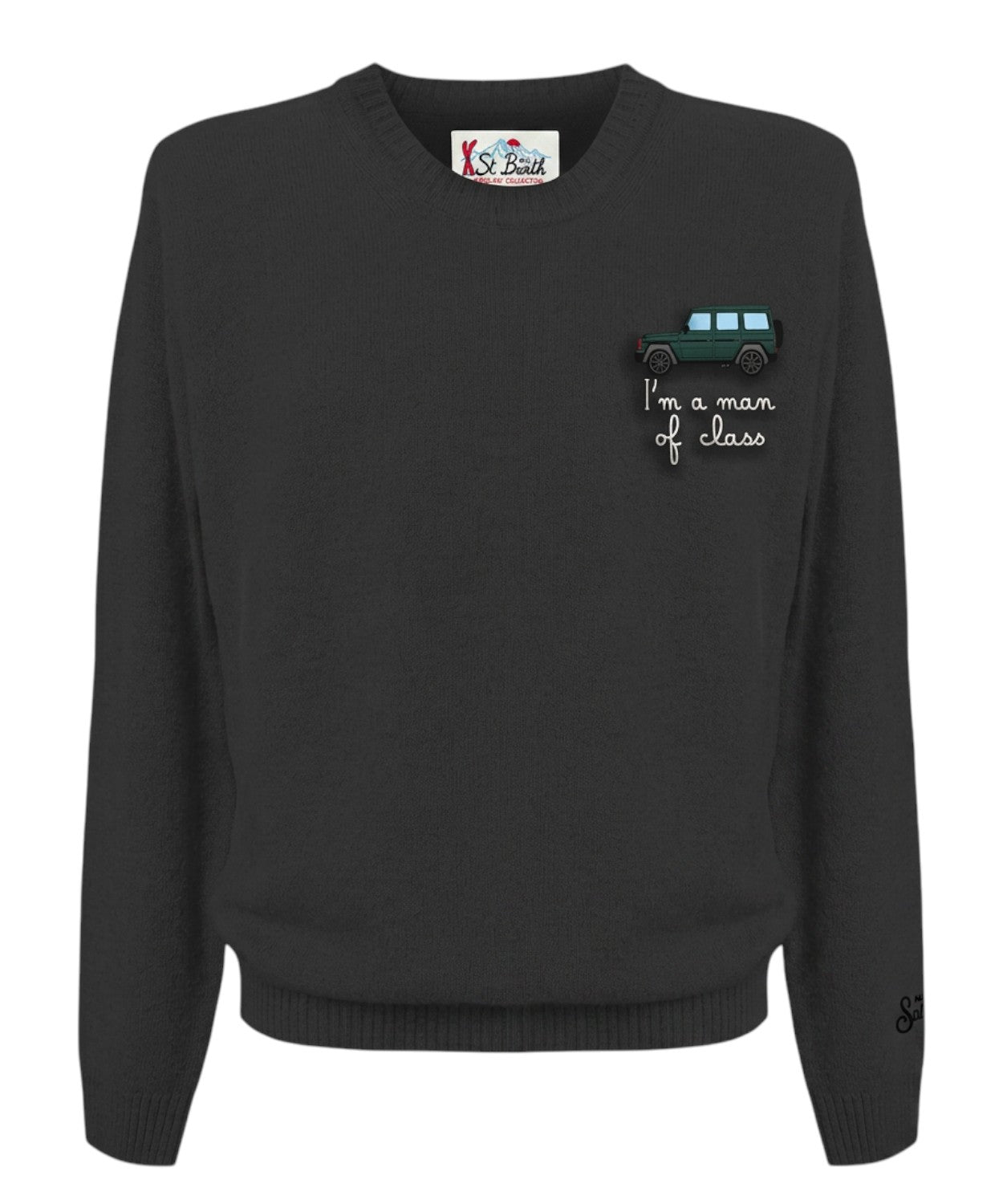 Heron Light Pullover mit der Stickerei „Sommelier…“.