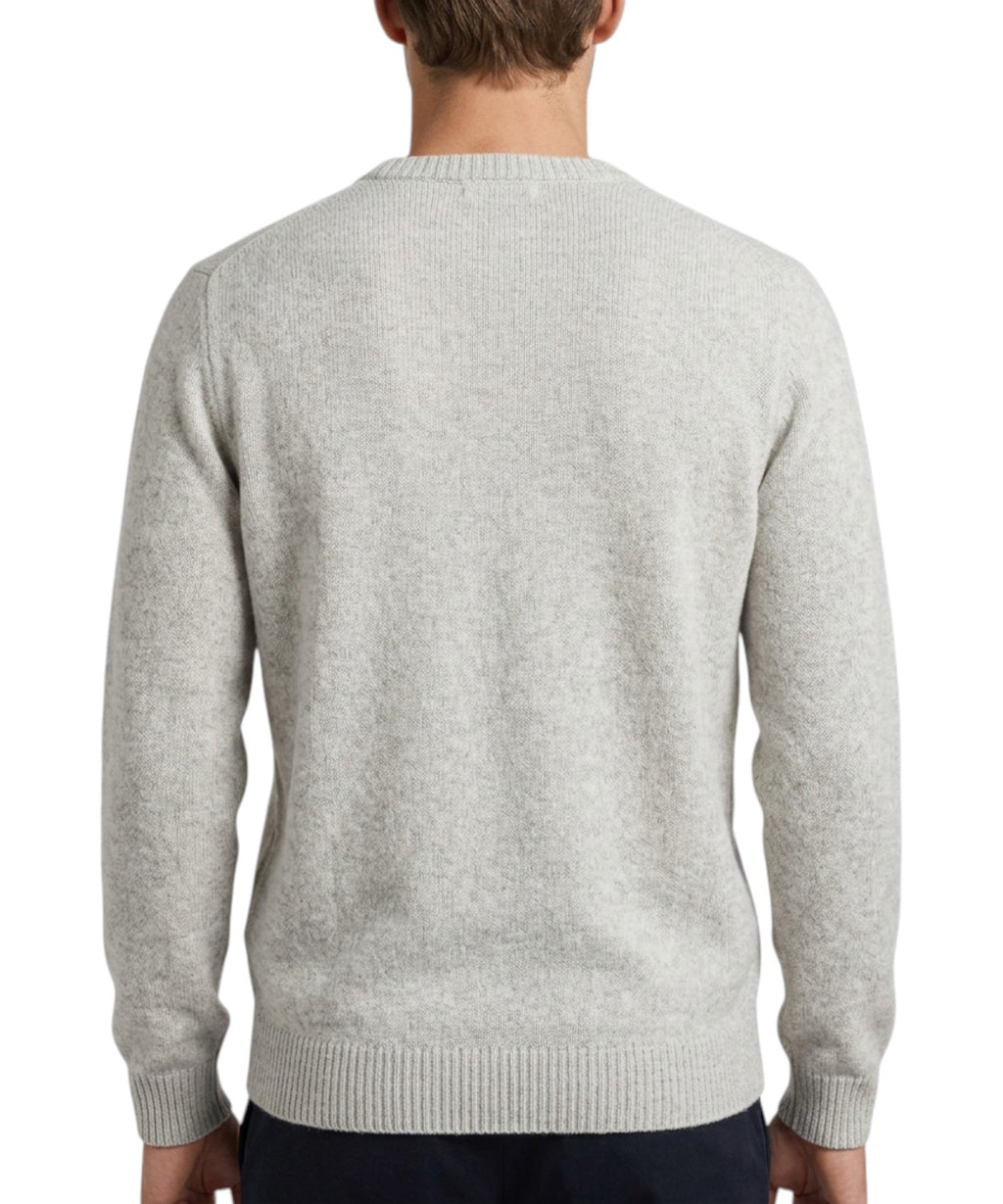 Heron Light Pullover mit der Stickerei „Sommelier…“.