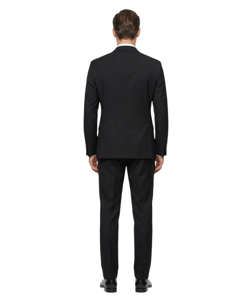 Men's Three-Piece Tuxedo for Elegance and Comfort