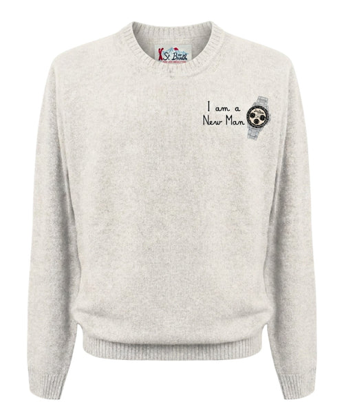 Heron Light Pullover mit der Stickerei „Sommelier…“.