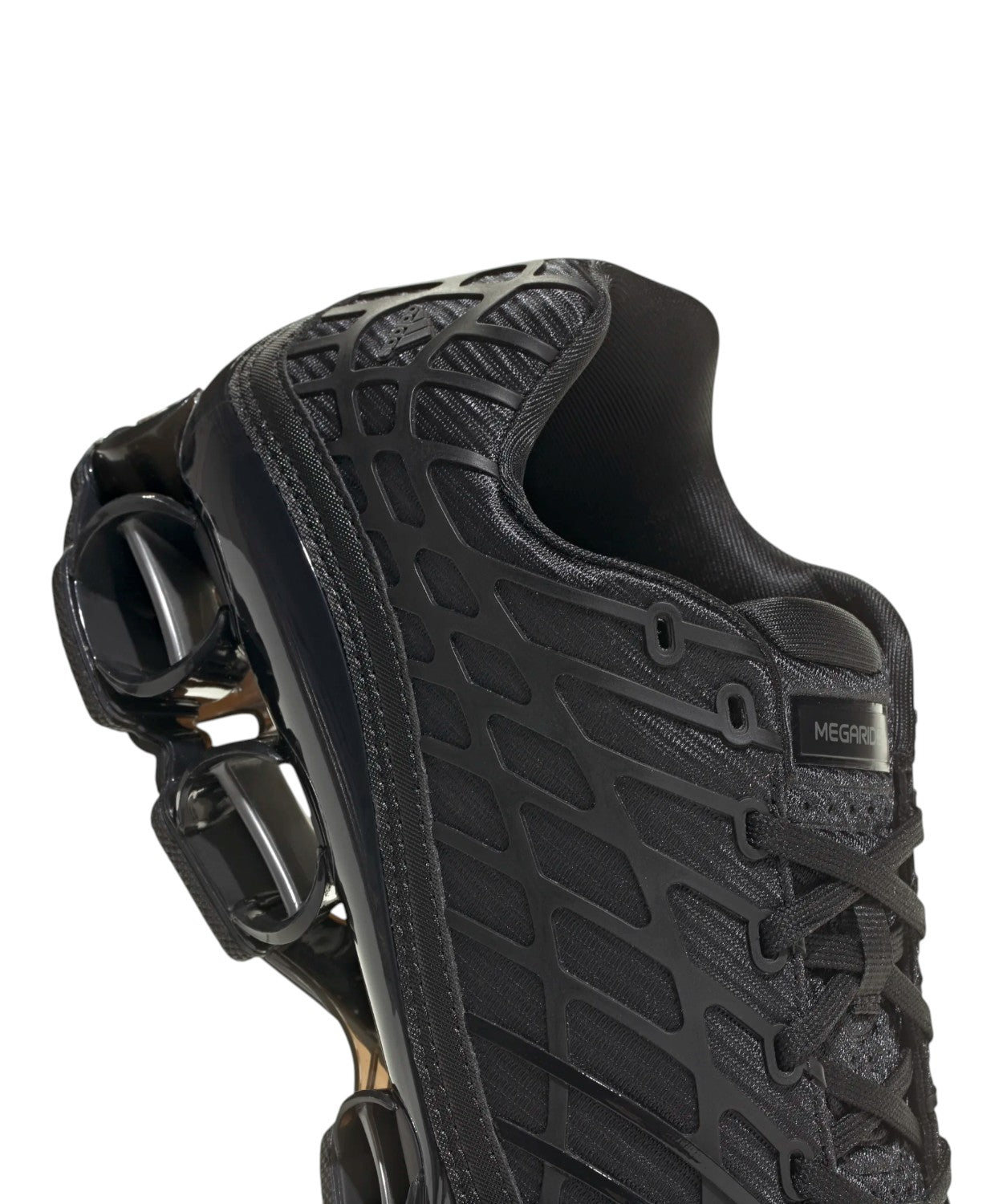 adidas Megaride F50 tenisky s konstrukcí Cage