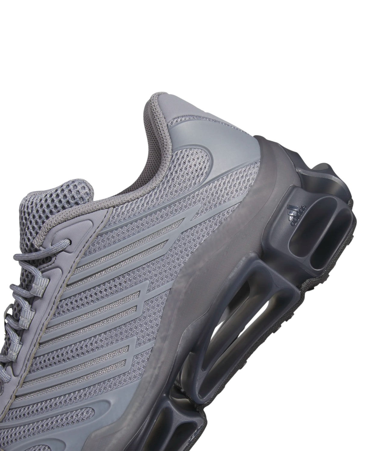adidas Megaride AG sneakers: stile e comfort unici