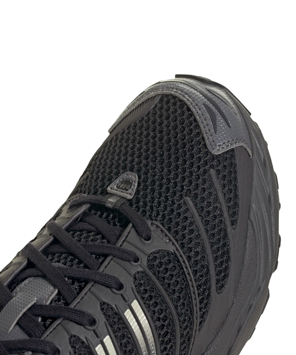 Sneakers Adidas Adistar Control 3 in Mesh con Comfort