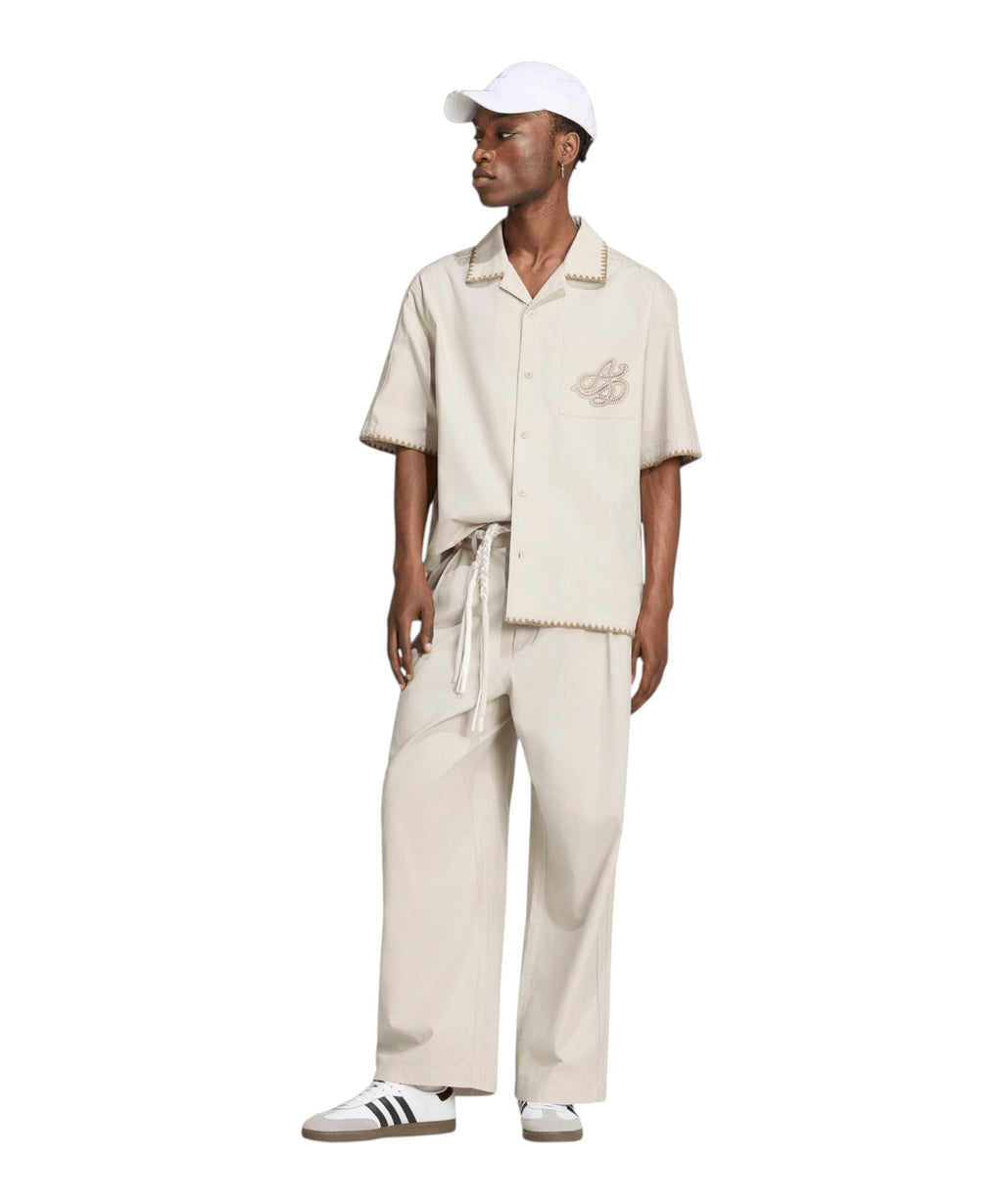 Pantaloni rilassati adidas Originals in beige