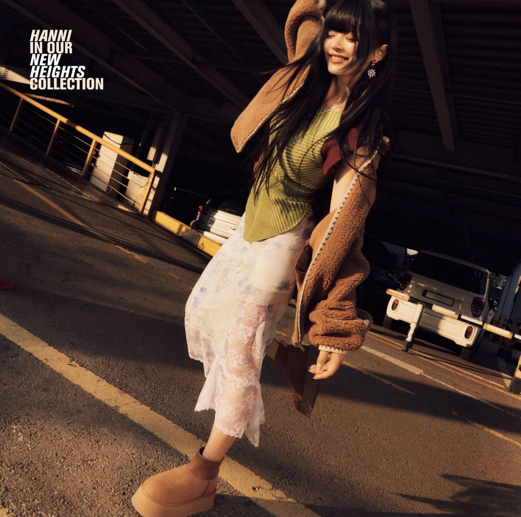 UGG Women's Classic Mini Dipper Boots – Iconic Comfort and Style