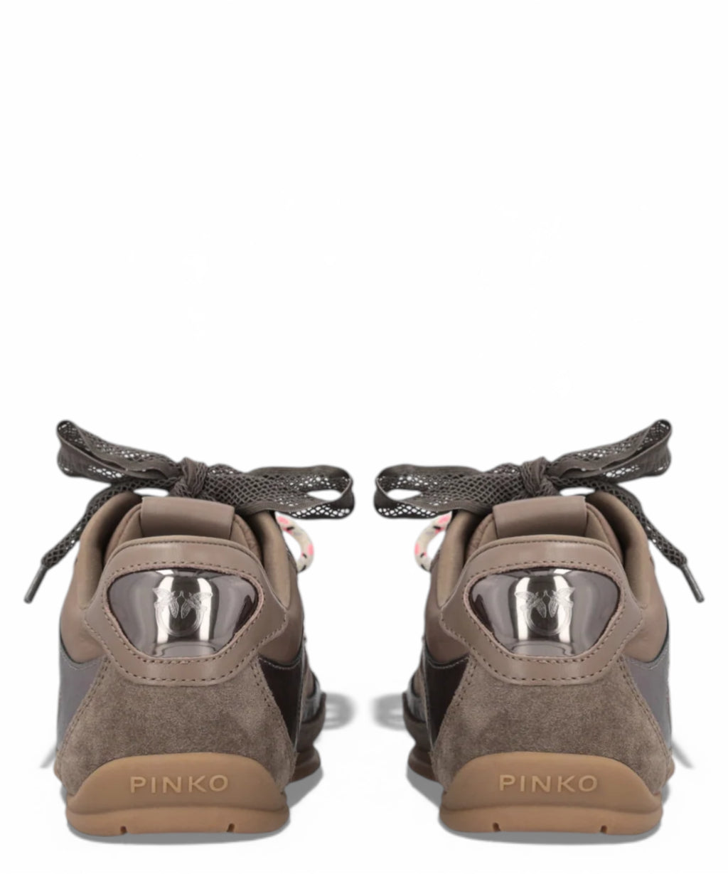 Sneakers Pinko YULIA 01 con doppi lacci e applicazioni