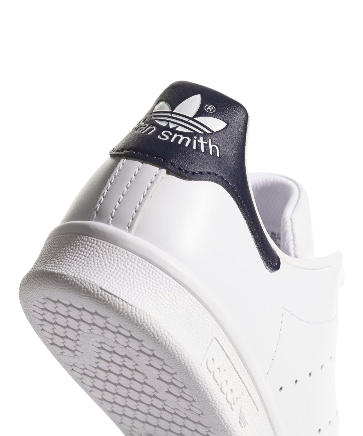 Sneakers adidas Stan Smith pelle - Iconica e Versatile