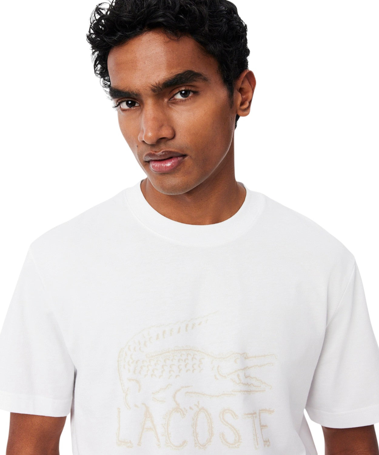 T-shirt i økologisk bomuld fra Lacoste med broderet krokodille