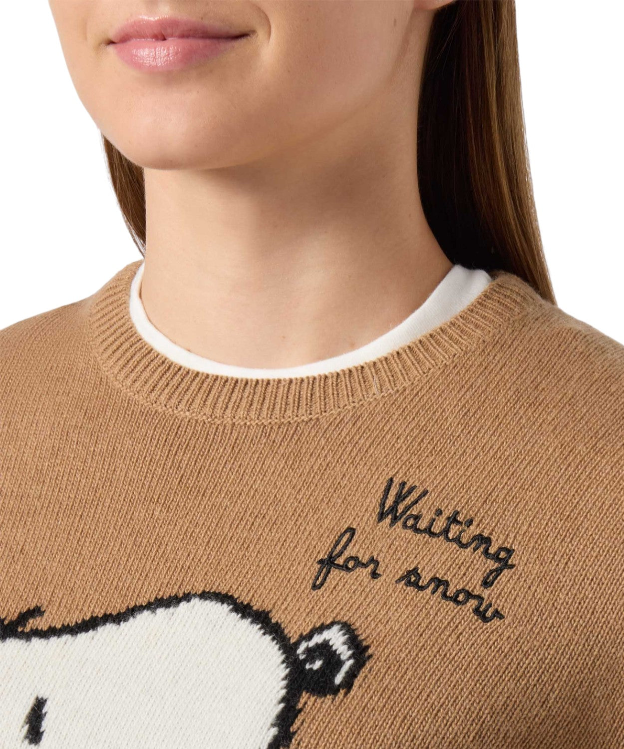 New Queen | Maglione misto cashmere cammello con Snoopy jacquard – PEANUTS Special Edition-Mc2 Saint Barth-Maglieria-Vittorio Citro Boutique