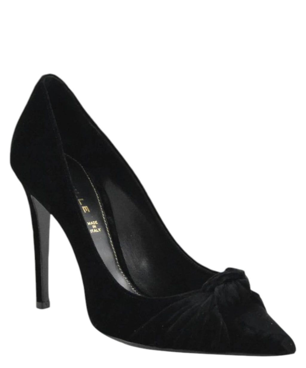 Elegante fluwelen pumps met drapering