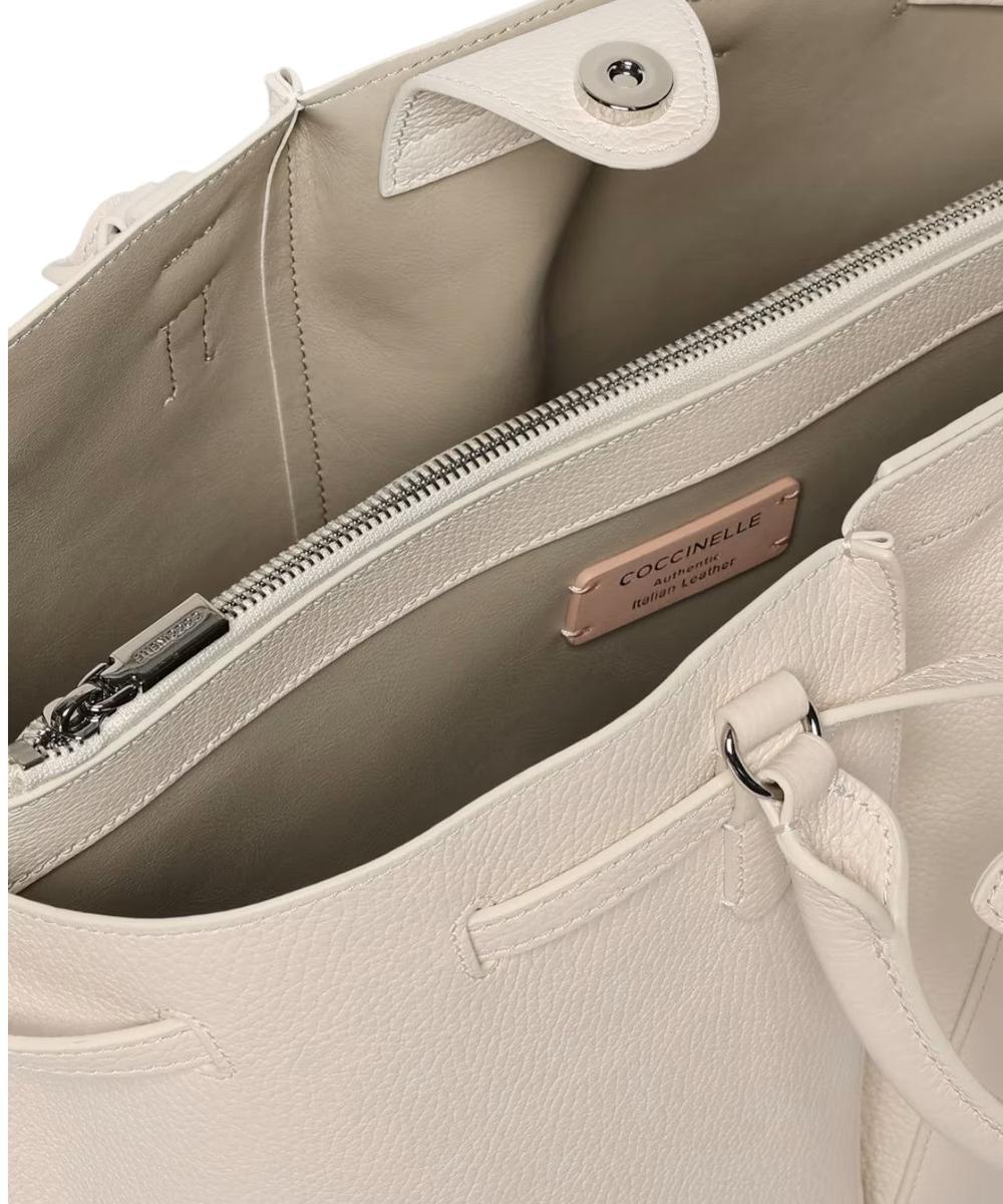 Borsa a Mano Flores in Pelle Grana con Dettagli Eleganti-Coccinelle-Borse a mano-Vittorio Citro Boutique