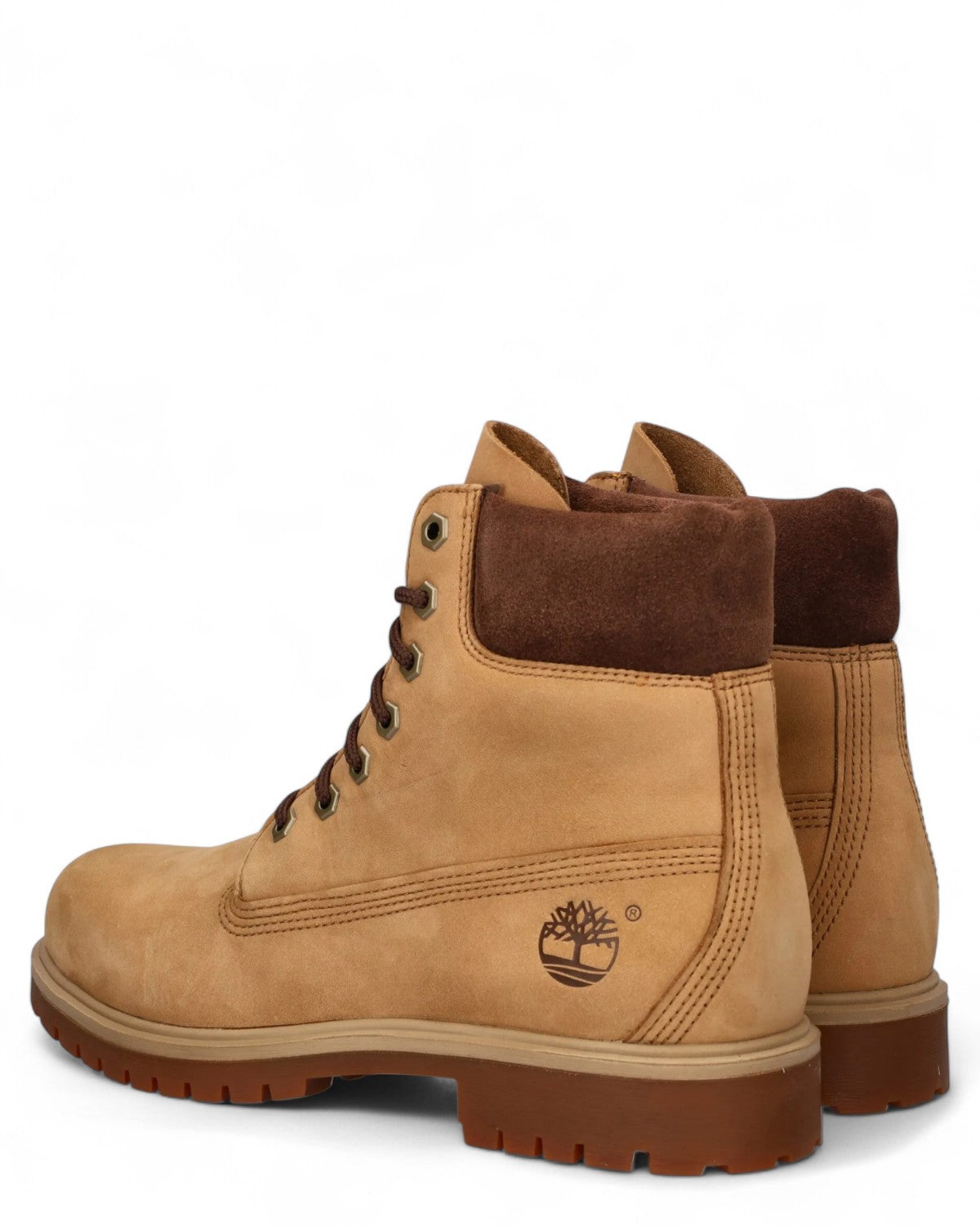 Retro degli stivali Timberland 6 Inch in nabuk marrone medio, dettagli cuciture rinforzate e collo imbottito per massimo comfort.