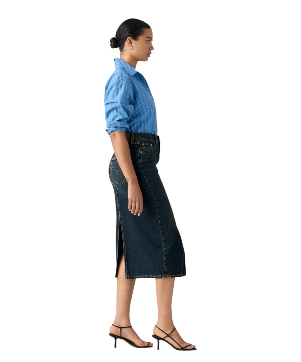 Midi denimnederdel med frontslids og dekonstrueret design