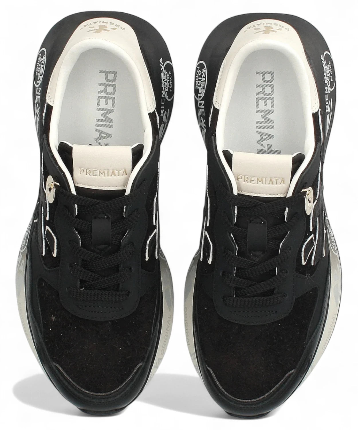 Vista dall’alto delle Sneakers Lauryn 7803 Premiata nere con interno chiaro e logo sulla soletta, comfort e stile per ogni giorno.