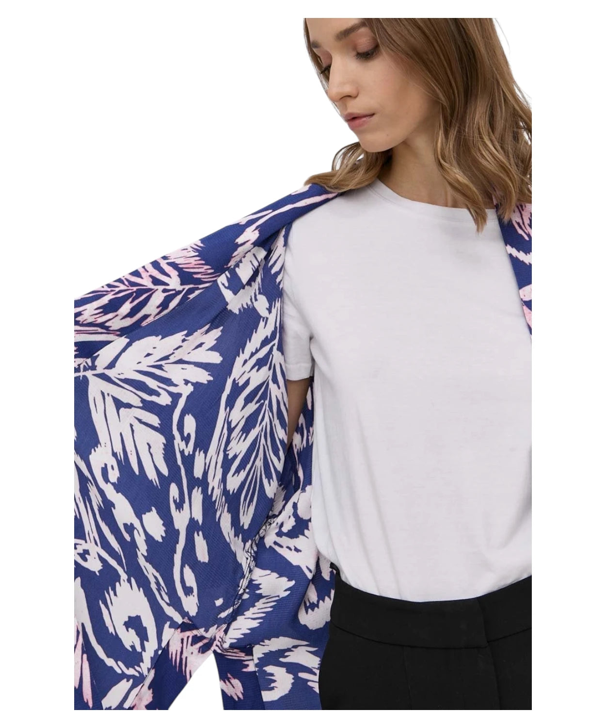 Kimono corto in raso fantasia floreale con cintura e maniche 3/4-Beatrice B-Maglieria-Vittorio Citro Boutique