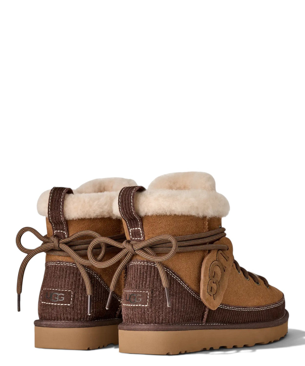Stivali UGG Donna Classic Heritage Stringati in Camoscio