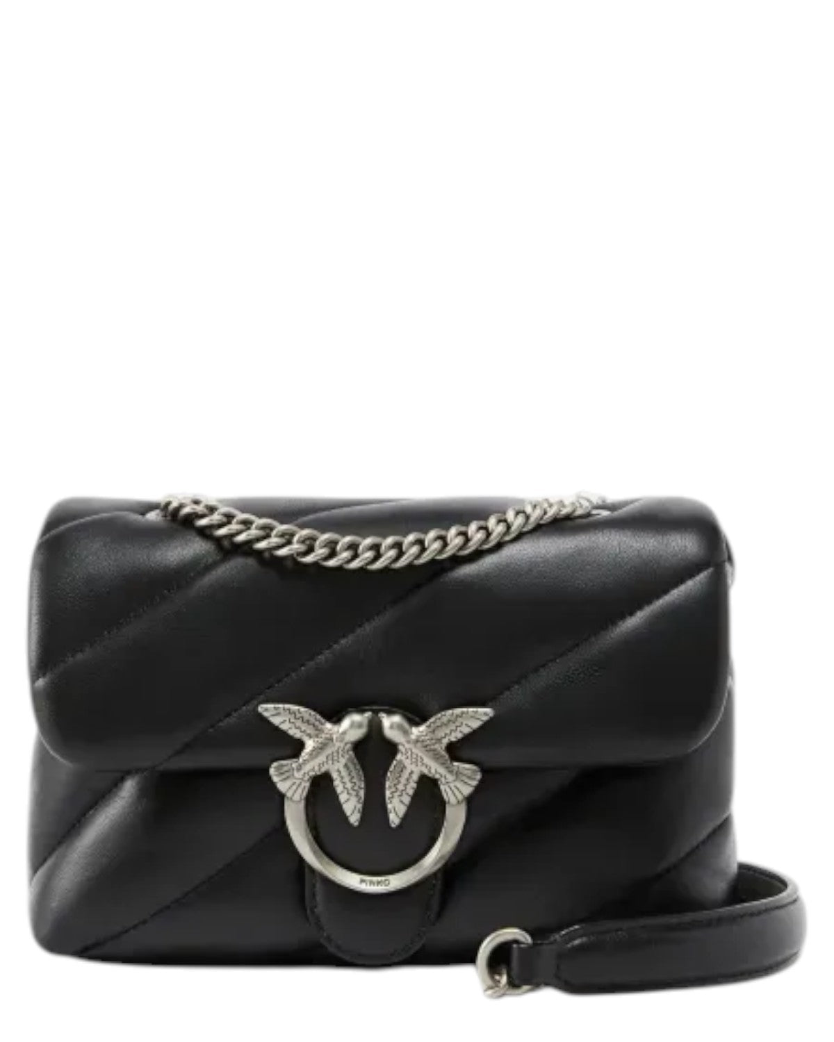 Borsa Love Puff Pinko trapuntata in nappa nera con fibbia Love Birds e catena metallica. Design elegante per look femminili invernali.