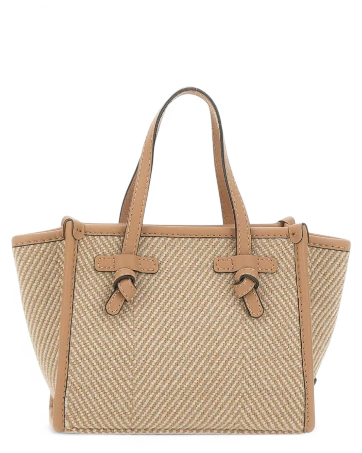 Borsa Miss Marcella Gianni Chiarini elegante shopper in tessuto intrecciato beige con manici in pelle e dettagli raffinati, perfetta per l'inverno.