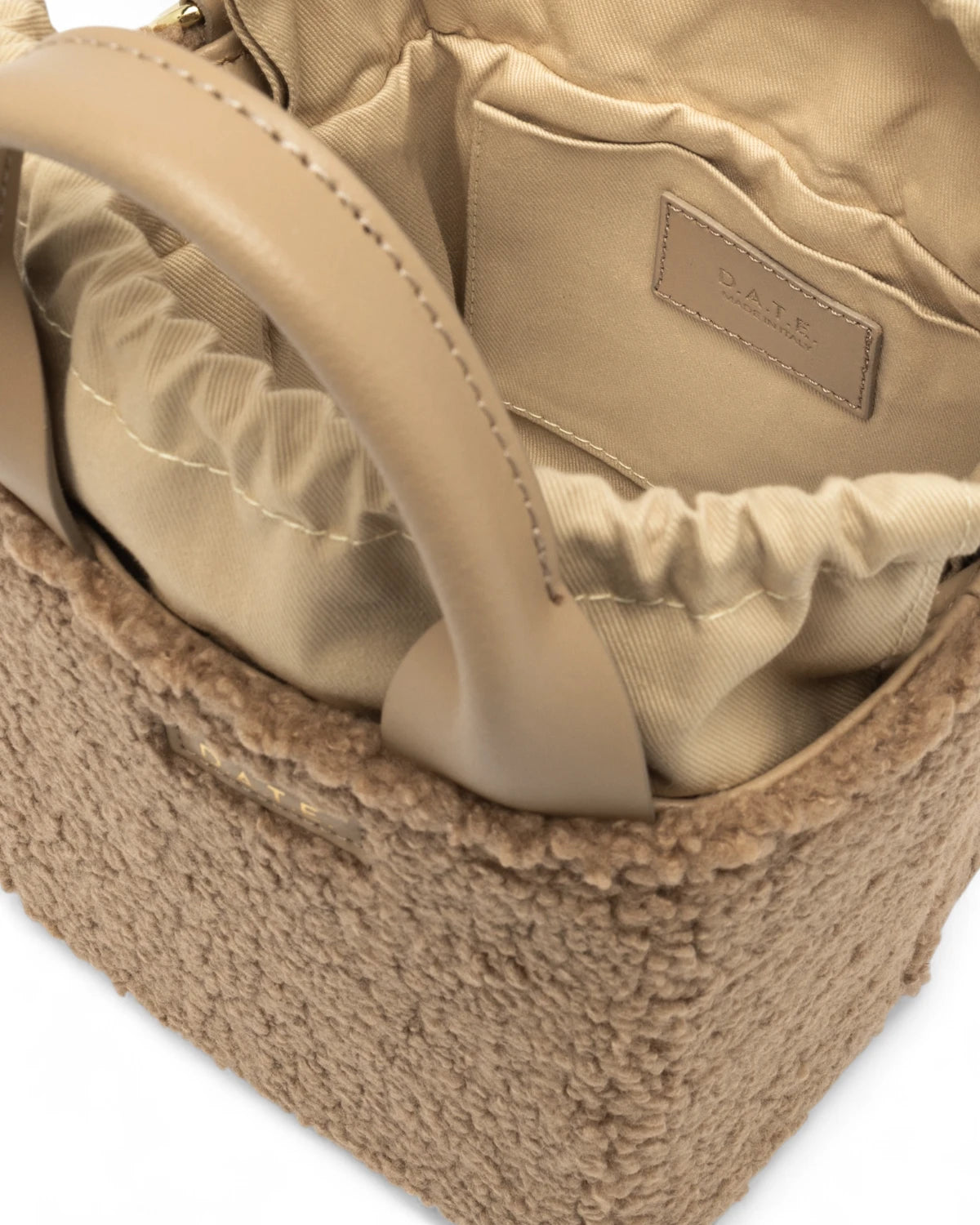 Borsa D.A.T.E. Cubo Bag Teddy Beige con Tracolla Removibile-D.A.T.E.-Borse a mano-Vittorio Citro Boutique
