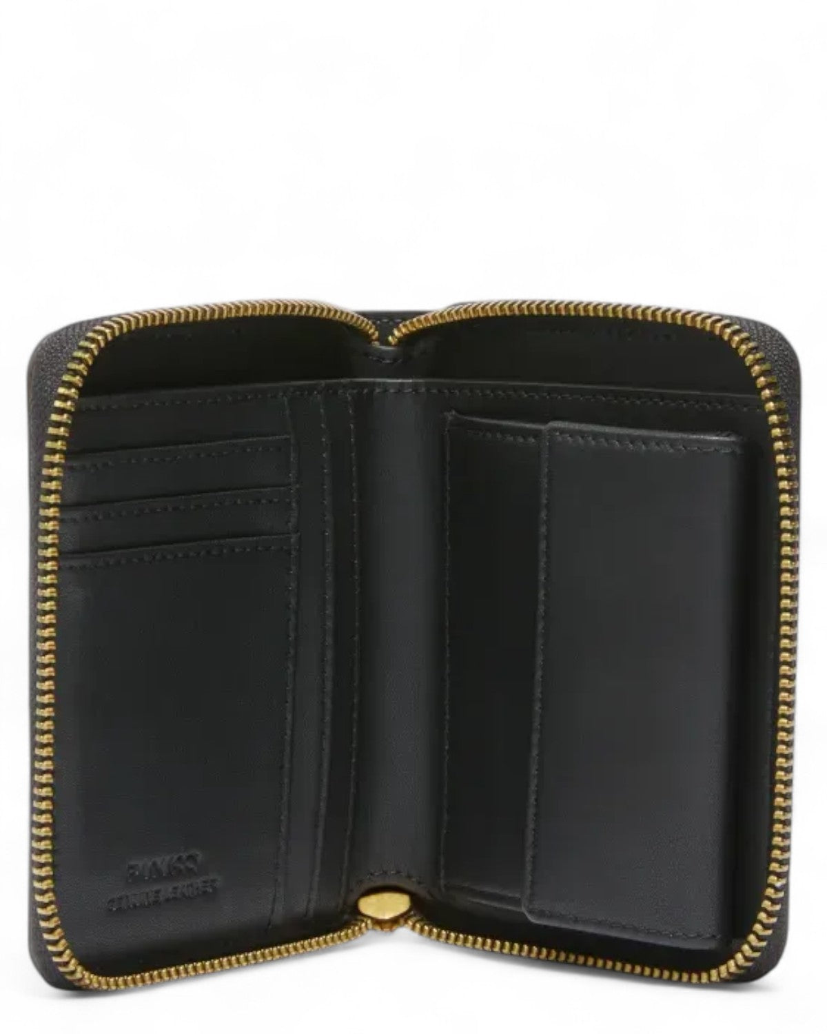 Interno del portafoglio Pinko quadrato in pelle con zip-around, scomparti per carte e banconote, foderato in polycotton nero elegante.