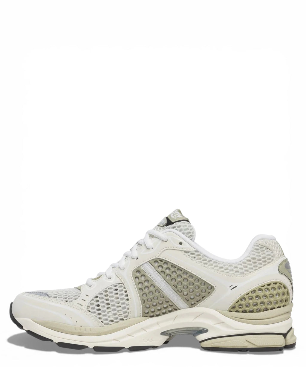 Saucony ProGrid Triumph 4 Retro Running Sneakers