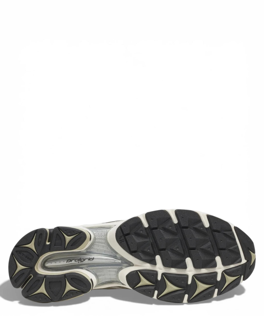 Saucony ProGrid Triumph 4 Retro Running Sneakers
