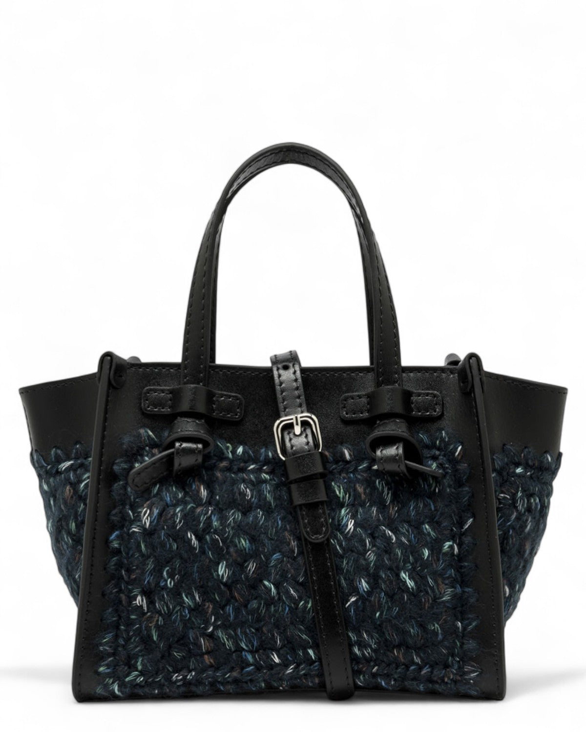 Gianni Chiarini Borsa Miss Marcella in tessuto lana intrecciata con profili in pelle nera, design compatto e manici corti.