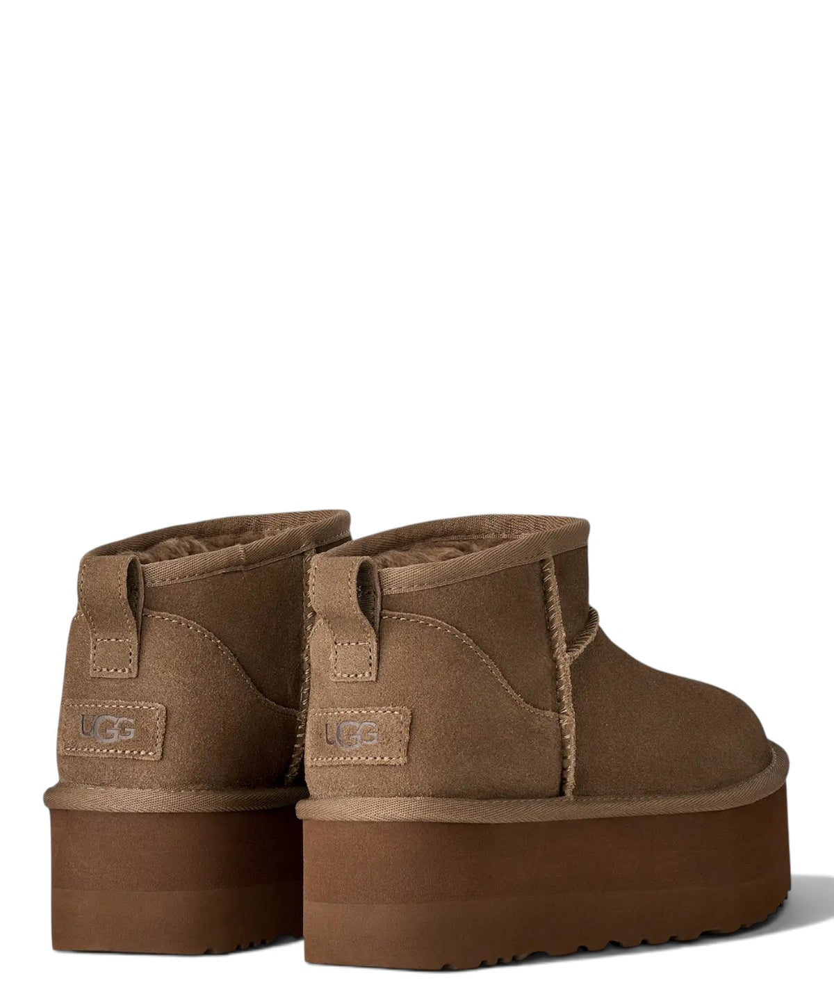 Stivali UGG Classic Ultra Mini Platform in Camoscio