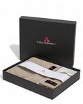 Kit sciarpa e berretto Peuterey in cashmere beige con logo Trilogy, confezionato in elegante scatola regalo nera. Accessori invernali di lusso.